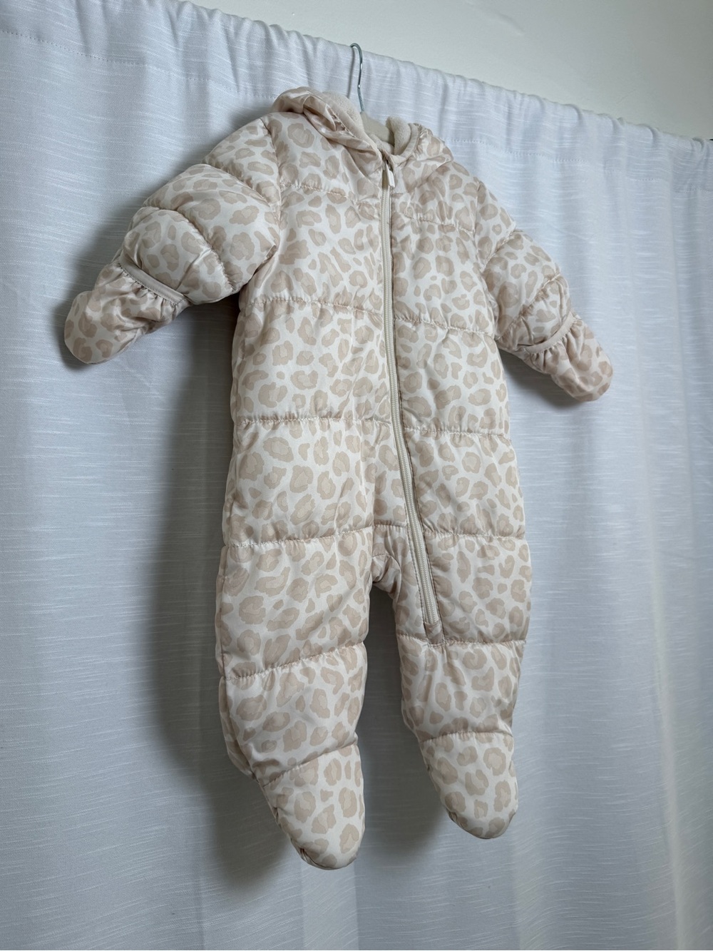 Old Navy Baby Snowsuit Bunting Beige Leopard Print Hooded Winter One Piece 3-6M - Picture 6 of 14